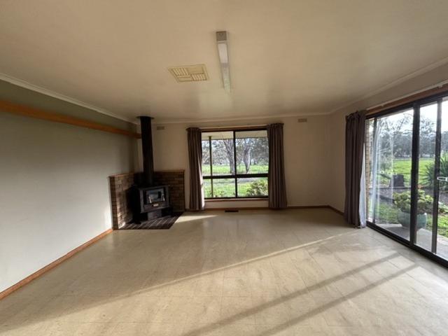 45 Reservoir RoadBowenvale VIC 3465, Australia