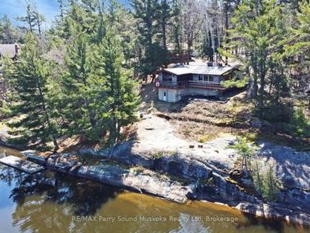 45 Ridgeway Drive, Carling, ON, P0G 1G0 house for sale | Listing ID X12888 | Royal LePage
