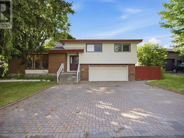 45 Rossland Avenue, Ottawa, ON, K2G 2K5 house for sale | Listing ID X13494 | Royal LePage