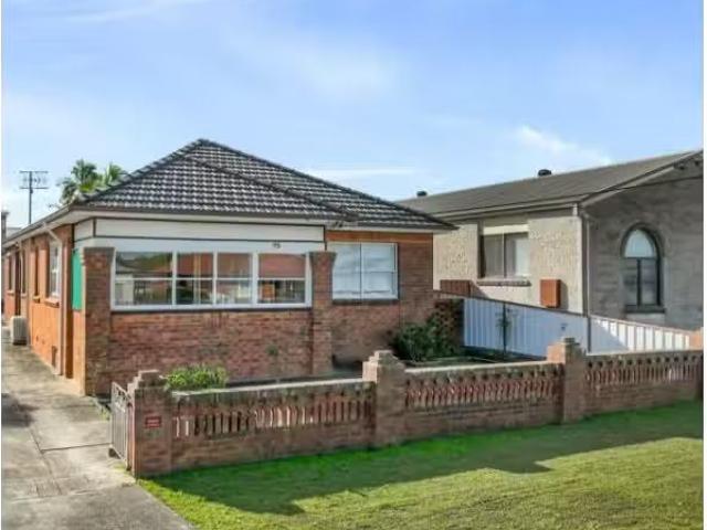 45 Stanley Street, Belmont House for rent Listed by Melanie H.