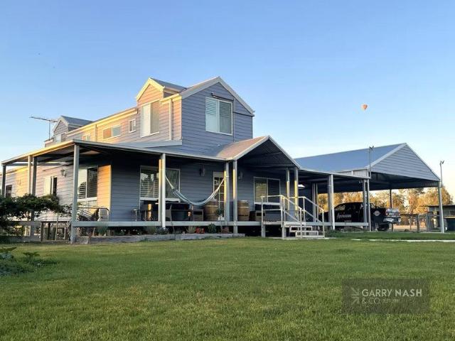 45ha 'JACKALEAH' 112ac IN THE HEART OF OXLEY MILAWA GOURMET DISTRICT