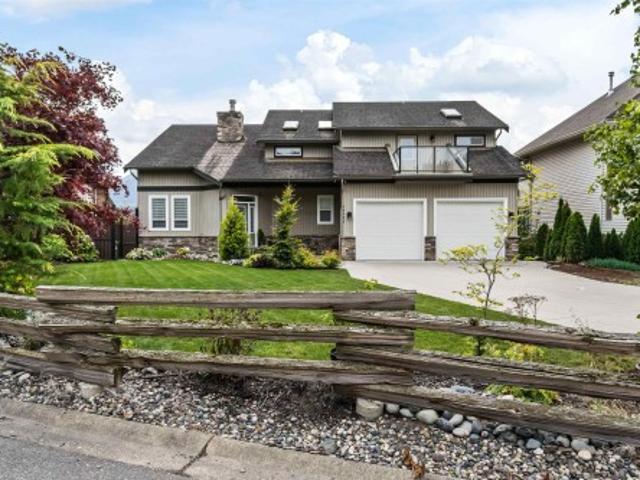 46052 Bridle Ridge Crescent, Chilliwack, BC, V2R 5W2 house for sale | Listing ID R3162 | Royal LePage