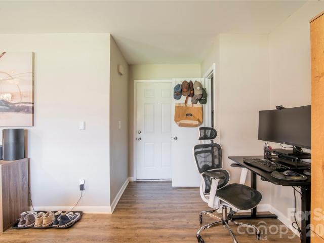 4605 Coronado Dr, Unit N, Charlotte, NC 28212 | MLS #4367