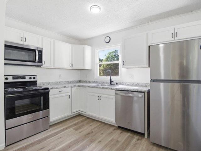 4605 Corbin Branch Rd, Bridgeport, WV 26330