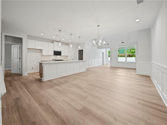 4605 Longleaf PL