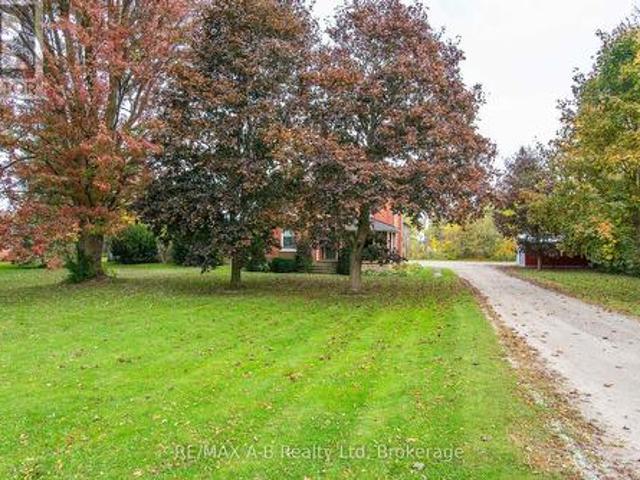 4607 Perth 135 Rd Road, Perth East Ellice, ON, N0K 1X0 house for sale | Listing ID X14000 | Royal LePage