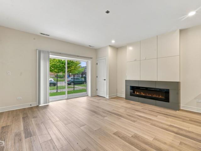4607 S Prairie Avenue # 2