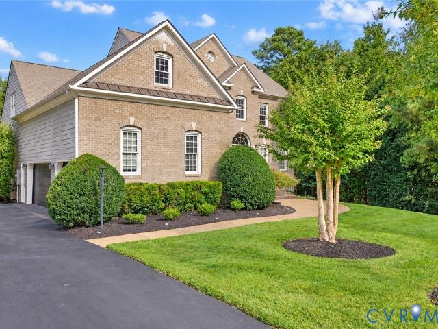 4608 Country Lake Place