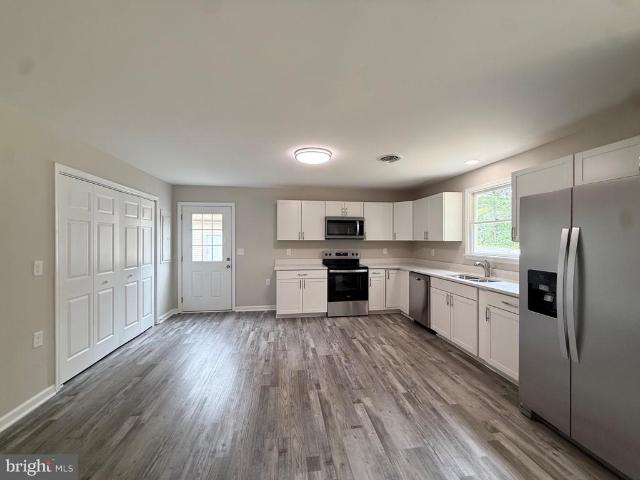 4609 Neenah Road
