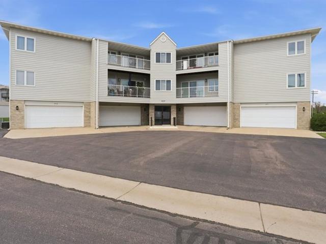 4609 S Oxbow Ave Apt 303, Sioux Falls, SD 57106