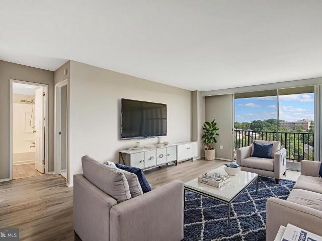 4600 S Four Mile Run Dr, Unit 1203, Arlington, VA 22204 | MLS #VAAR2069