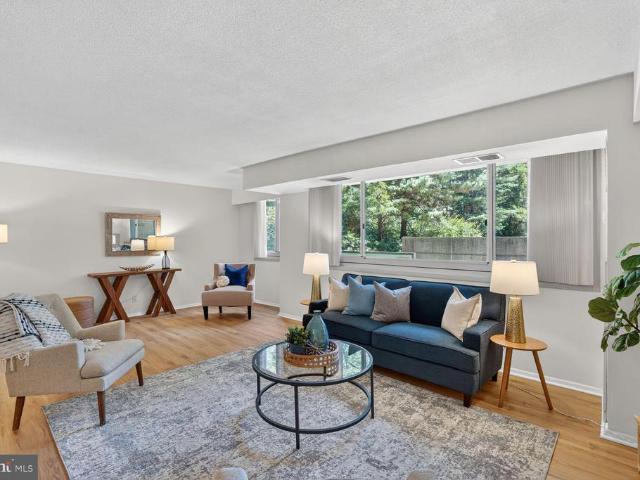 4601 N Park Avenue # 214P