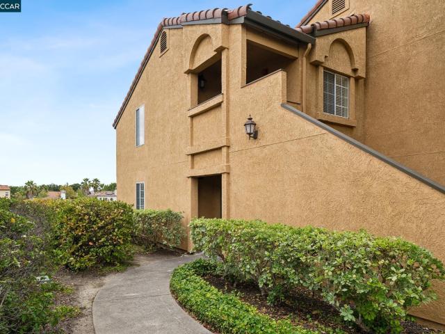 460 Bollinger Canyon Lane 184