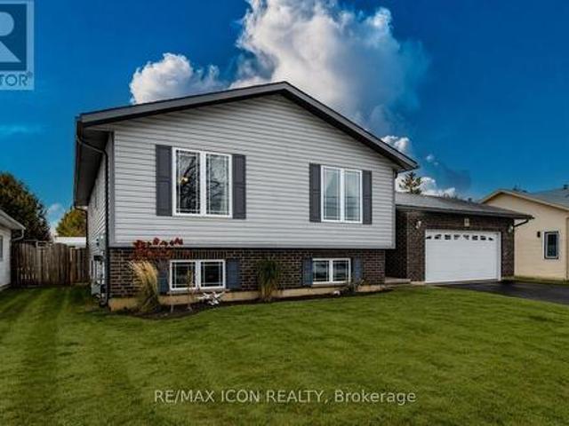 460 King Street E, Wellington North, ON, N0G 2L2 house for sale | Listing ID X12558 | Royal LePage