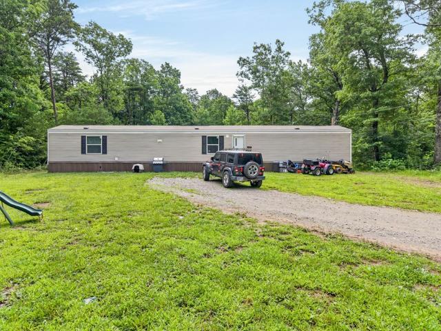 460 Jim Garrett Rd