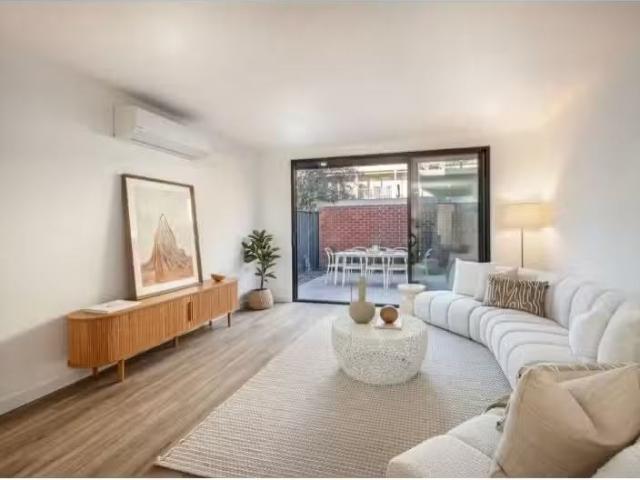 460 Macauley Street, Albury House for rent Listed by Kaly Smi.