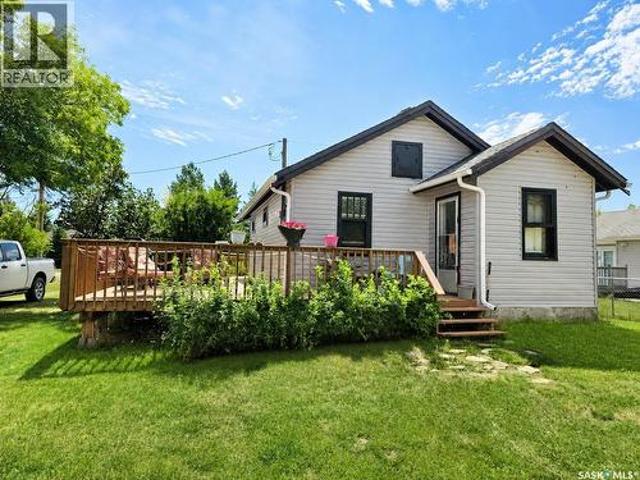 460 Mistusinne Crescent, Mistusinne, SK, S0H 1J0 house for sale | Listing ID SK043036 | Royal LePage