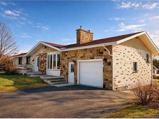460 Saulnier St, Tracadie, NB, E1X 1E3 house for sale | Listing ID NB133763 | Royal LePage