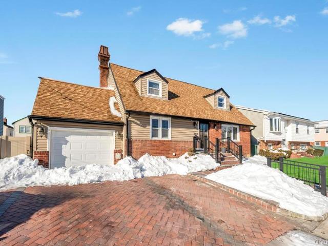 460 Roquette Avenue