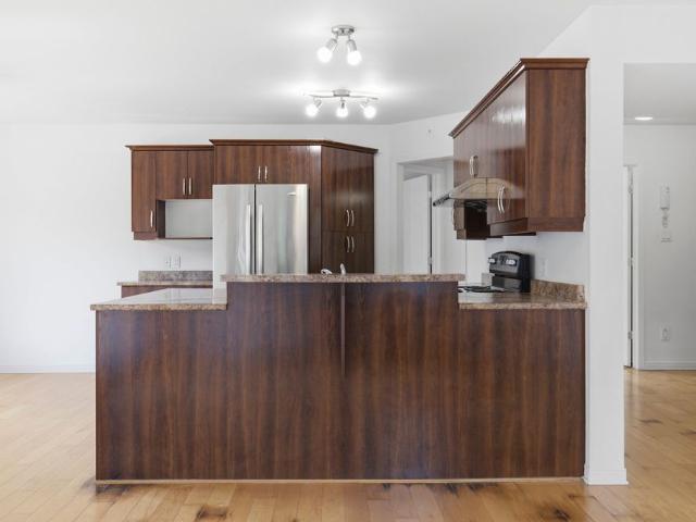460 Rue Boileau, Vaudreuil Dorion, QC J7V