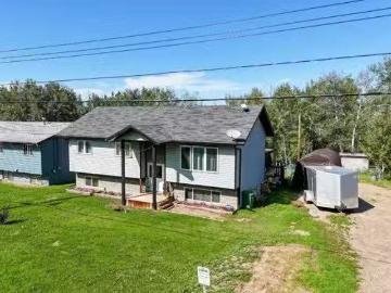 4614 46 Avenue, Fort Vermilion, AB, T0H 1N0 house for sale.
