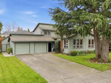 Greater Vancouver - Patio, Garden, Parking