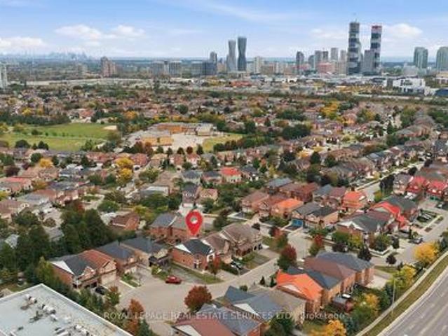 4615 Jethro Court, Mississauga, ON, L5R 0B2 house for sale | Listing ID W13848 | Royal LePage