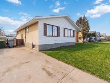 4615 49 Avenue, Redwater, AB, T0A 2W0 house for sale | Listing ID E4477 | Royal LePage