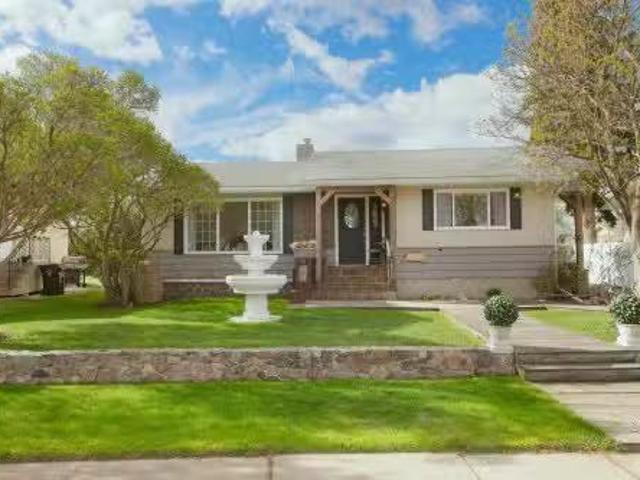 4615 54 Avenue, Barrhead, AB, T7N 1K9 house for sale Listin.