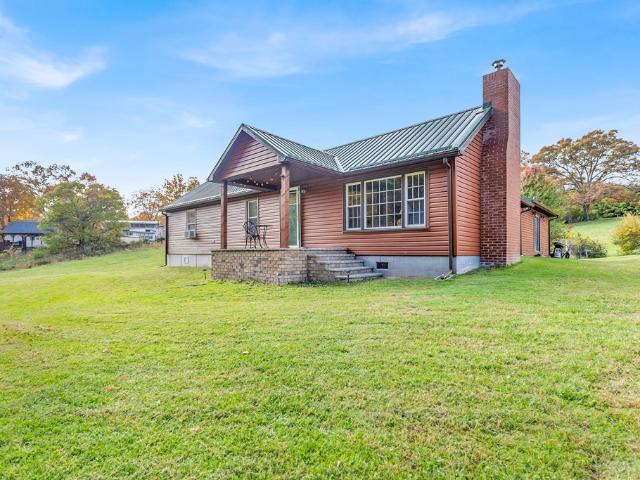4616 Rakes Drive