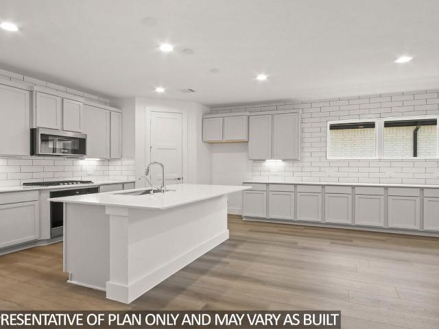 4617 Vernal Loop