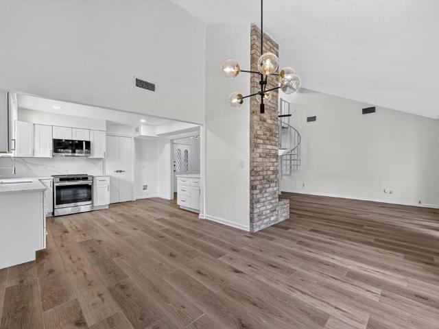 4610 Bellefontaine Court