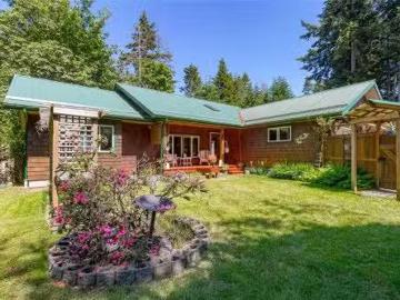 4611 Berbers Dr, Bowser, BC, V0R 1G0 house for sale Listing.