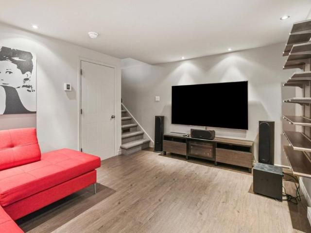 4611 Boul. Dagenais O H7R 1L7, Laval