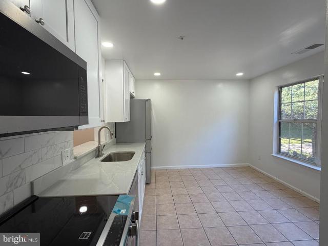 4611 Red Hawk Terrace