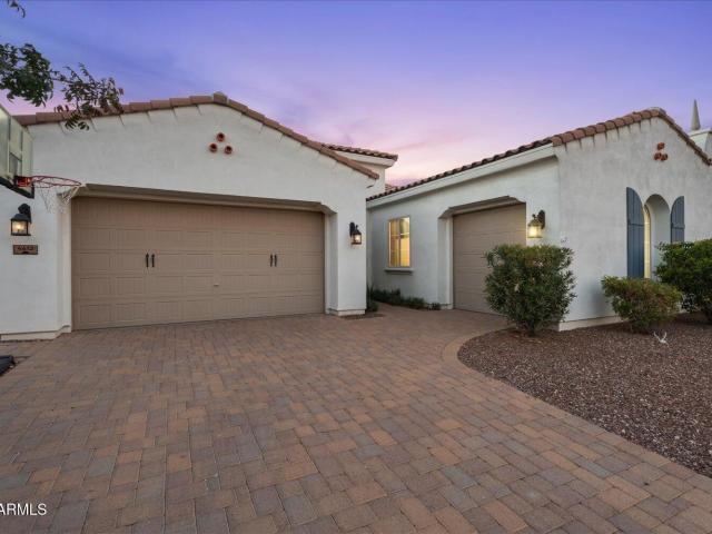 4612 N Arbor Way