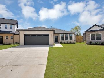 4612 Red Bud Court