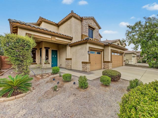 4613 W Donner Drive