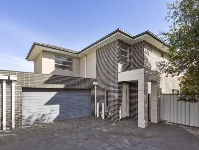 4/61 63 Dunnings Road, Point Cook, VIC 3030