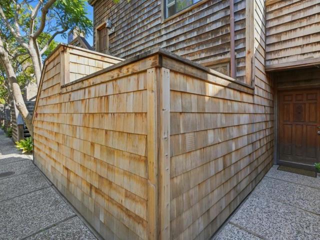 461 Dela Vina Avenue 103
