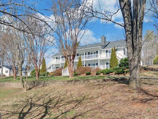 461 Kel Horn Rd, Blairsville, GA