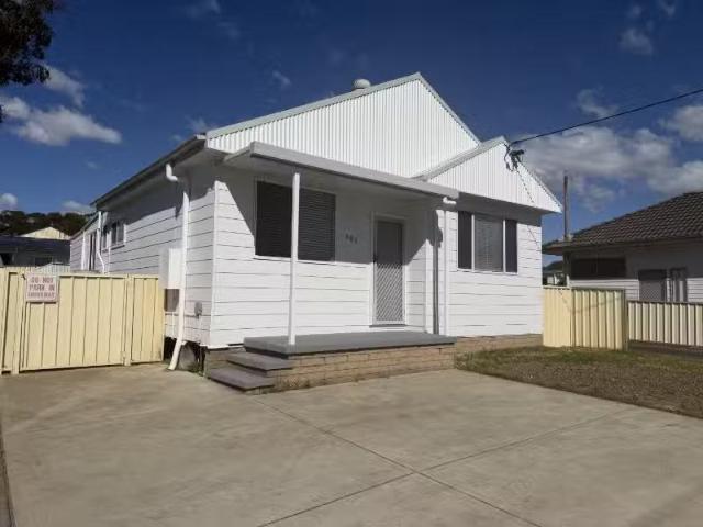 461 Lake Road, Argenton House for rent Listed by Gabrielle Da.