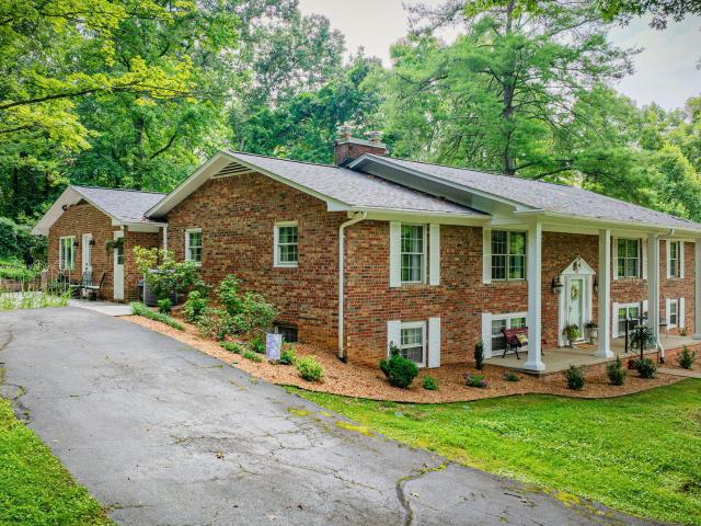 4625 Harbor Circle