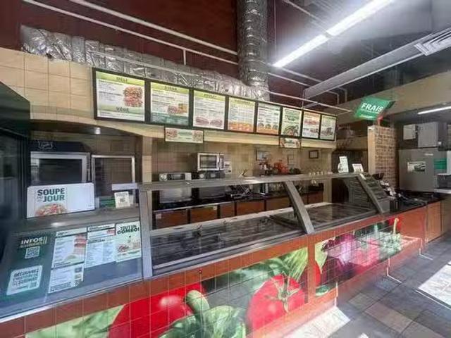 4625 Rue St Antoine O. Montréal Le Sud Ouest, QC, H4C 1E2.