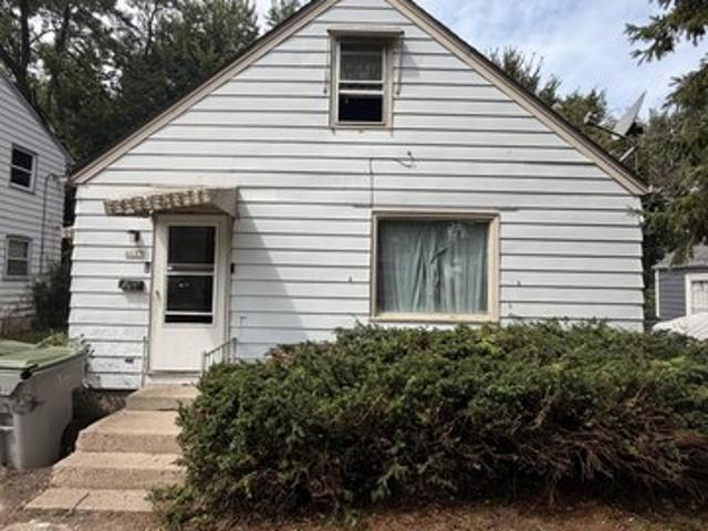 4627 N 49th St, Milwaukee, WI 53218