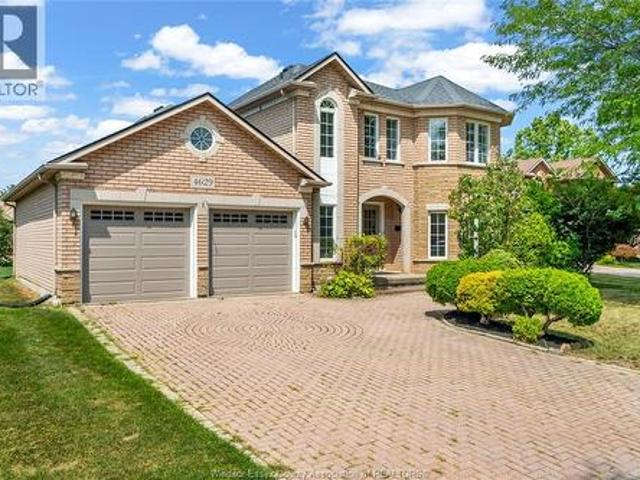 4629 Tournament, Windsor, ON, N9G 2P8 house for sale | Listing ID 26023 | Royal LePage