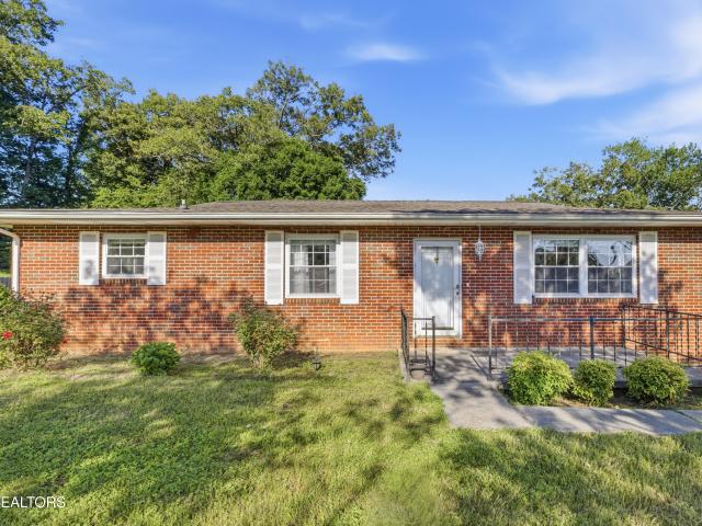 4620 Robinhood Circle