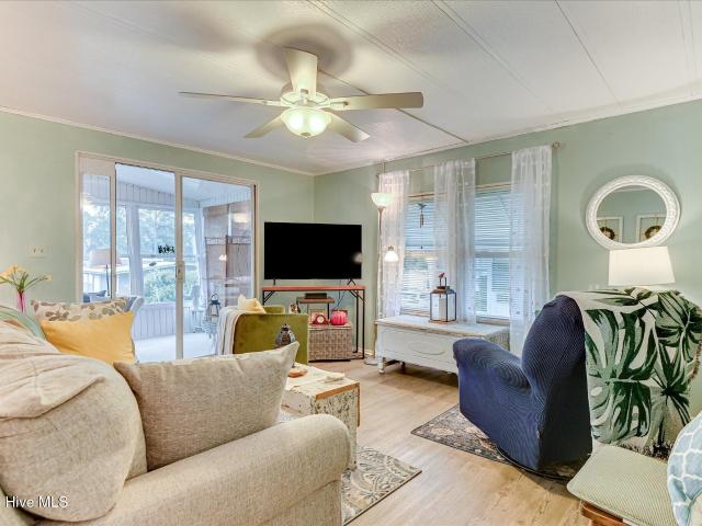 4621 Dever Drive
