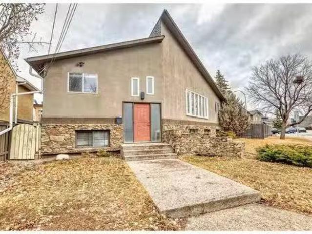 4622 Monterey Avenue Nw, Calgary, AB, T3B 5G9 house for sale.