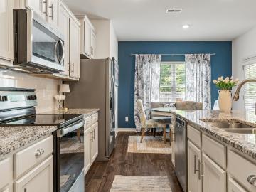 4623 Rosser Farms Parkway